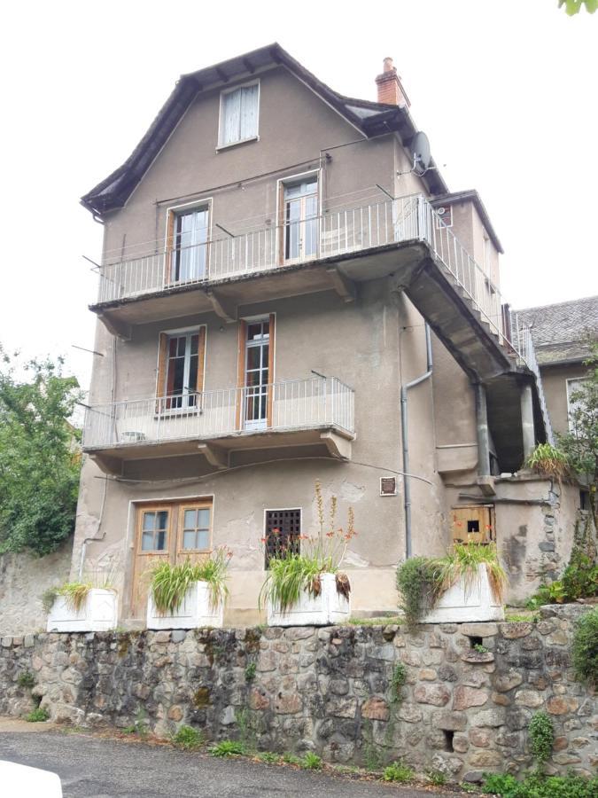 Apartment Avec Vue Panoramique Sur La Truyere